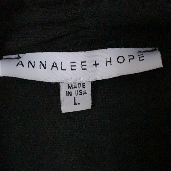 Anna Lee + Hope Cardigan - Picture 3 of 4